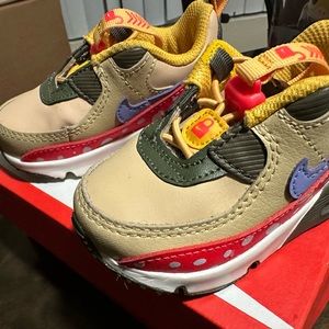 Baby shoes , Size 4C